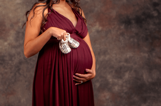 MITphotography_ca-Maternity-photo-16 Maternity portraits by moments in time photography studio
